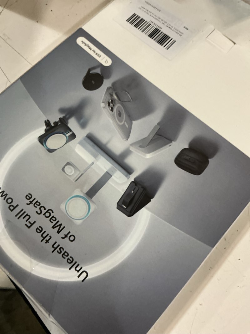 Condition photo showing Good Condition for esr for ipad air 11 inch case m4/m3/m2 (2026/2025/2024), ipad air 5th/4th gen (2022/2020), powerful magnetic attachment, slim trifold stand case, auto wake/sleep, durable protection, black
