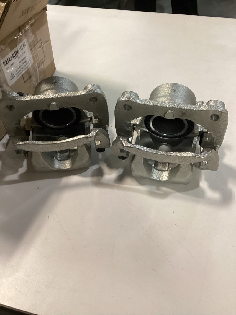 Condition photo showing item condition for Toyota Genuine Parts - Cylinder Assy, (47850-0C010