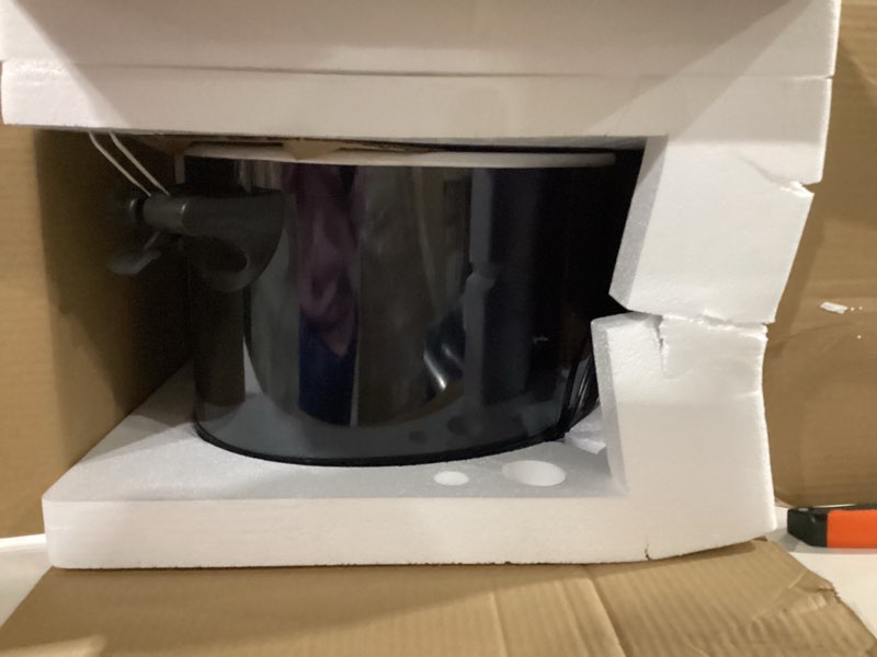 Condition photo showing New/Like New for Hamilton Beach Slow Cooker, Extra Large 10 Quart, Stay or Go Portable With Lid Lock, Dishwasher Safe Crock, Black (33195) 10 Quarts Black