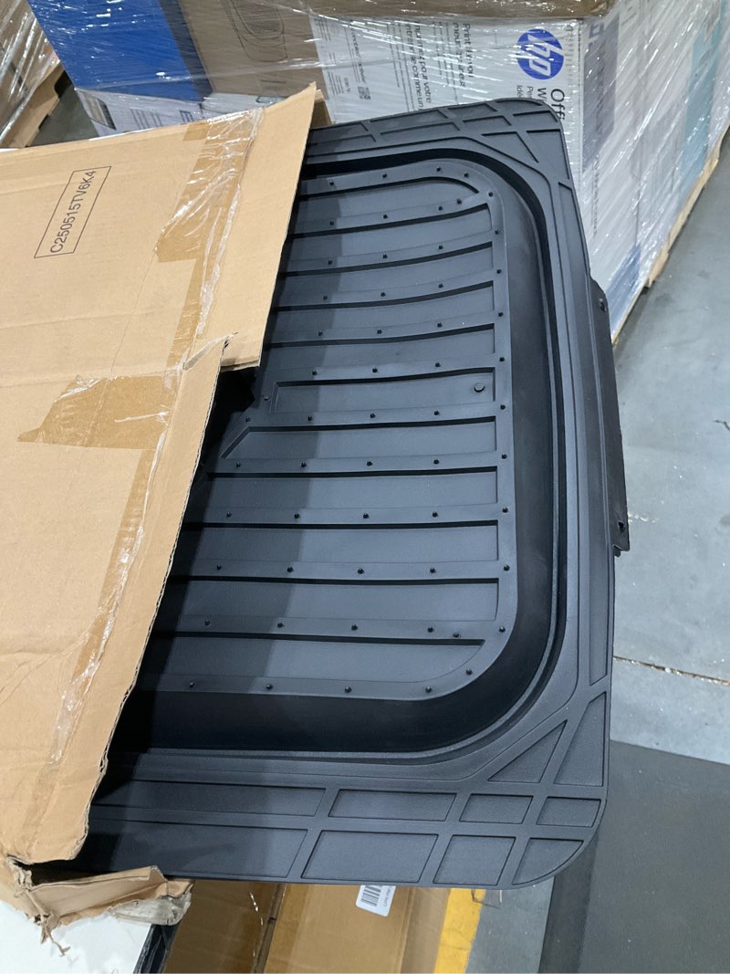 Condition photo showing Good Condition for amazon basics 4-piece heavy duty anti-slip pvc floor mats with cargo liner, waterproof trim to fit car mats, easy to clean, black 4-piece thick heavy duty pvc