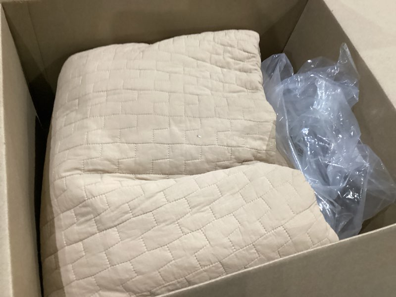 Condition photo showing As Is for palassio dark beige 100% cotton quilt california cal king size bedding sets with 2 pillow shams, oversized lightweight bedspread shabby chic coverlet, soft bed cover for all season, 3 pieces block-dark beige?taupe? california king(118"x106"?