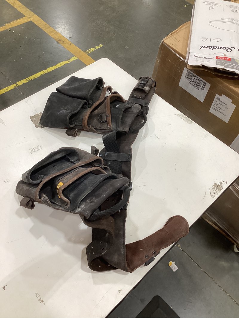 Condition photo showing As Is for dewalt framer leather tool belt