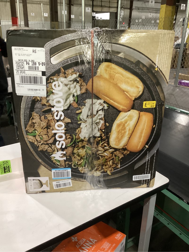 Condition photo showing New/Like New for Solo Stove Bonfire Griddle + Hub, Cast Iron Cookware with Stainless steel Hub for 8” Elevation, Addition to Bonfire fire pit, Weight: 19.5lbs, Cooking surface diameter 17.75" Griddle + Hub Bonfire