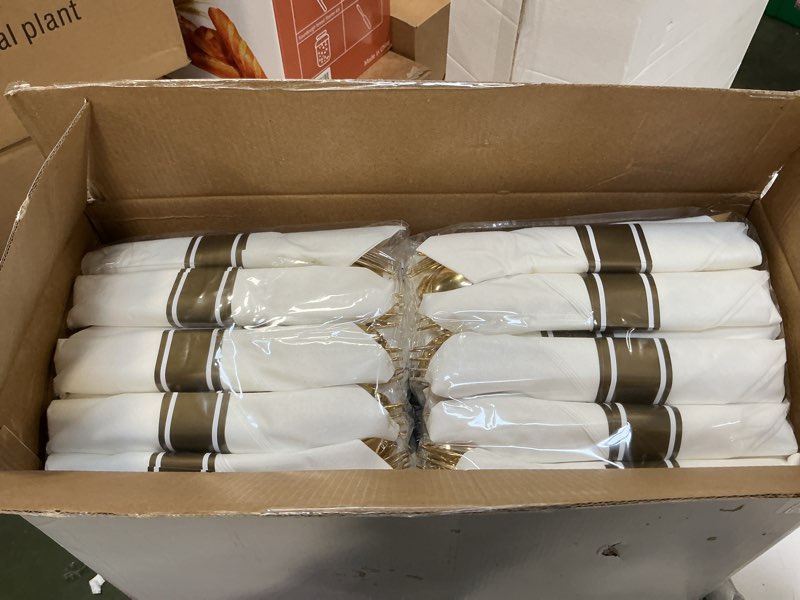 Condition photo showing New/Like New for COLOSUS 350pcs Clear Plastic Plates Disposable Gold Cutlery Dinnerware set for party: 50 Dinner Plate, 50 Dessert Plate, 50 Per Rolled Napkins with Gold Silverware, 50 Cups 9 OZ for Thanksgiving