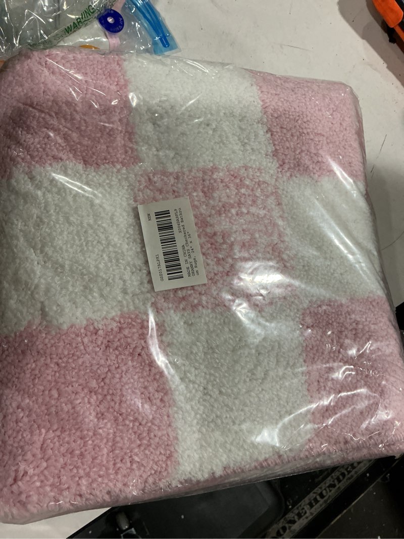 Condition photo showing Good Condition for granny says checkered pink bathroom rugs decor, 36" x 24", fluffy rug, absorbent microfiber ultra soft bath mat washable, non-slip bath mats for bathroom, cute floor mat for tub, shower, bedroom pink 2' x 3' (rectangular)