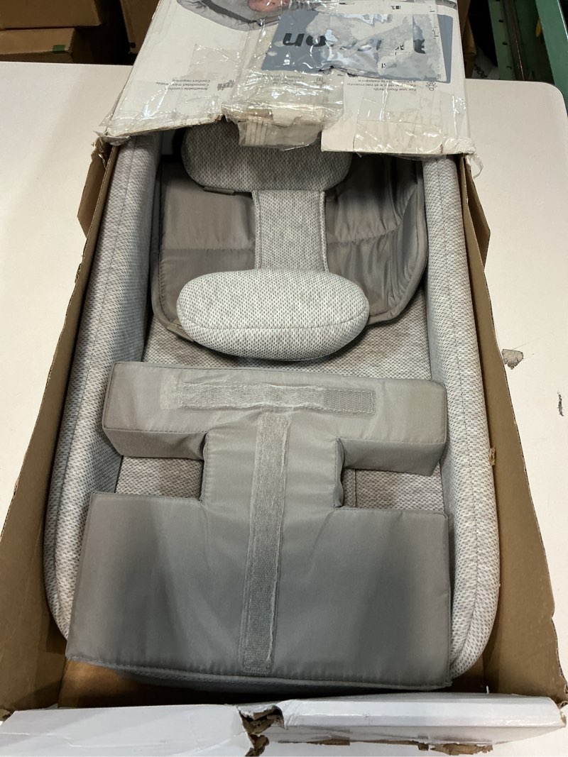 Condition photo showing Good Condition for UPPAbaby Infant Snug Seat / Compatible with Vista and Cruz Strollers / 2 in 1 Newborn to Toddler Comfort Insert Stroller Inserts