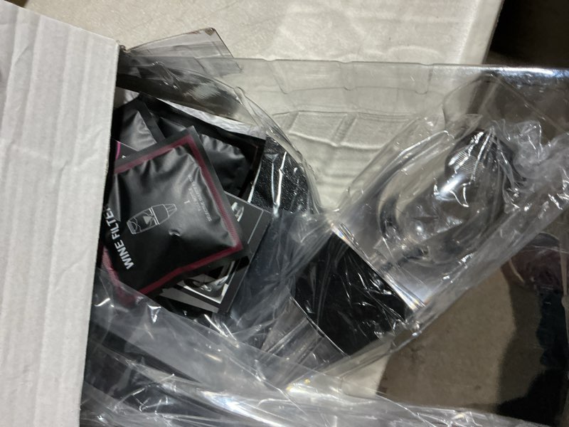 Condition photo showing Good Condition for Wine Purifier with 5 Selective Sulfite Filters: Remove Sulfites and Histamines, Restore Taste, Aerate purified wine - Home gatherings business dinners holiday celebrations Exquisite Gifts Black