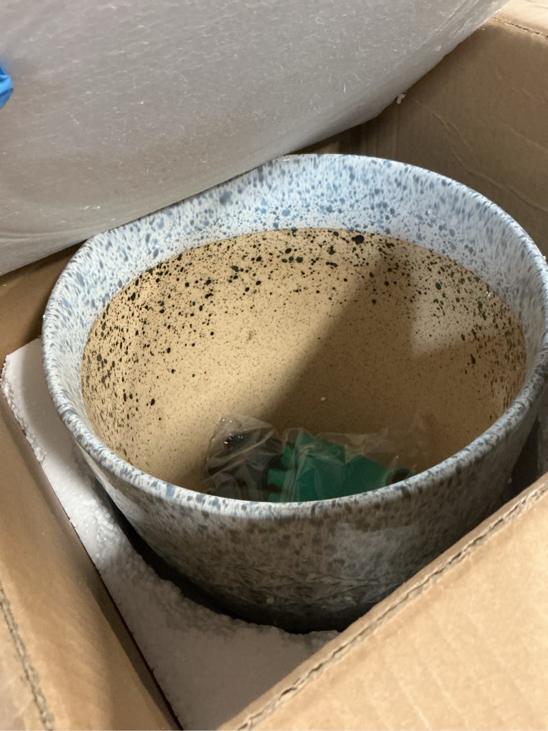 Condition photo showing Good Condition for 11.8 inch flower pots for indoor plants,ceramic planter with saucer drainage leak-proof mesh gardening gloves (spotted blue) spotted blue 11.8 inch