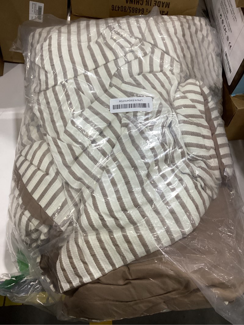Condition photo showing New/Like New for brown striped comforter set queen - 3 pieces bedding comforter set for all season, soft lightweight washed microfiber, 1 striped comforter and 2 pillowcases (brown, queen size) brown striped queen (90" x 90")