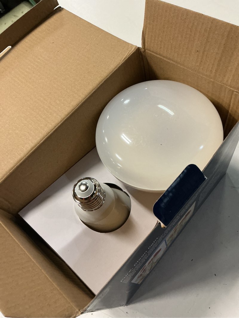 Condition photo showing Good Condition for ge reveal 2-pack 85 w equivalent dimmable color-enhancing br40 led light fixture light bulbs