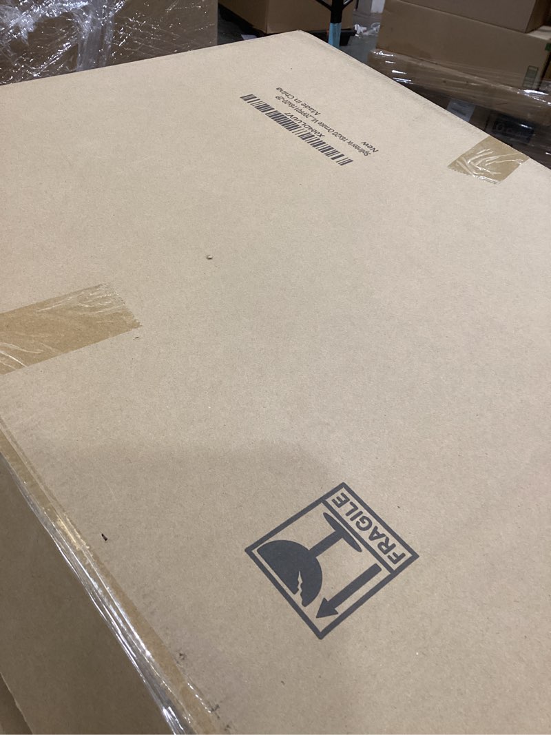 Condition photo showing Good Condition for 16x20 Gold Picture Frame, 2 Pack Ornate Vintage Picture Frames for Wall or Tabletop Display, 16x20 Photo Frame Gold with Plexialass, Display Poster 11x14 with Mat or 16x 20 without Mat for Antique Déco