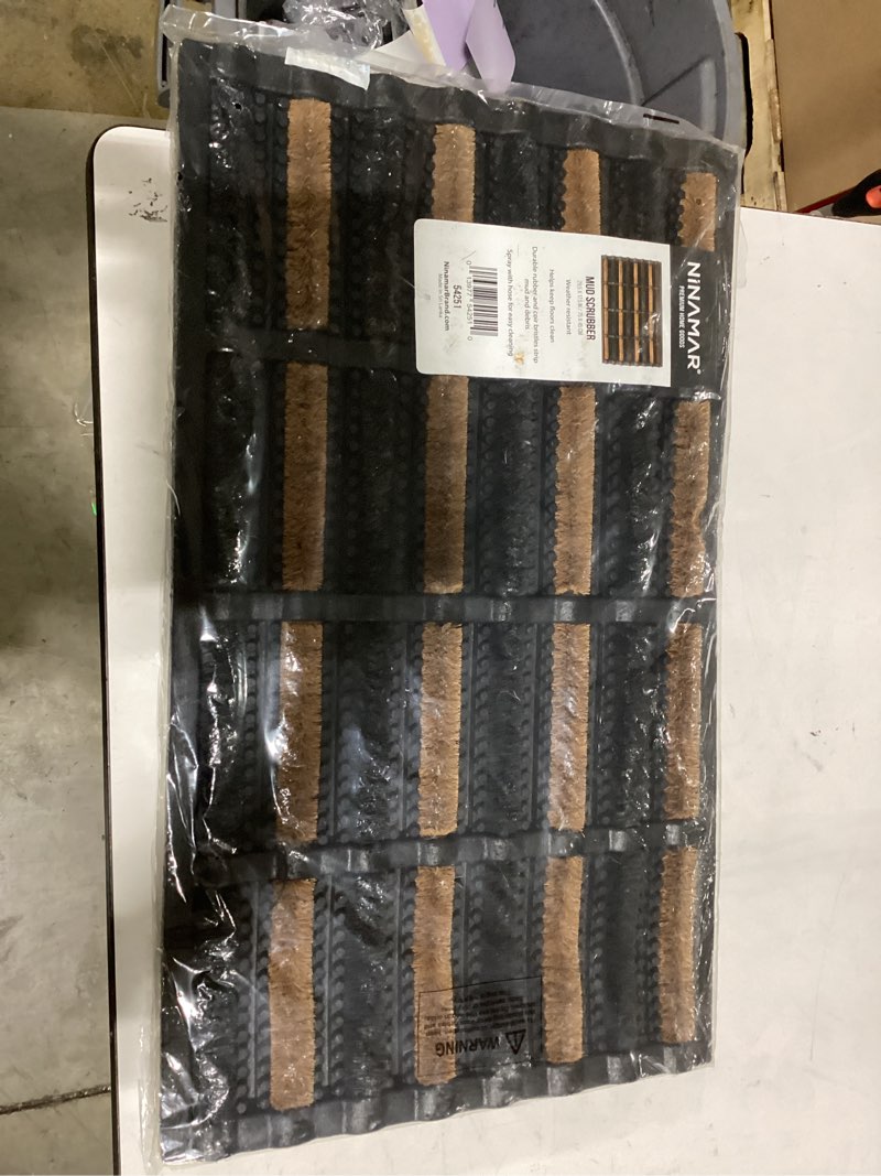 Condition photo showing New/Like New for footmatters ninamar mud scrubber tray mat - 29.5 x 17.5 inch 29.5 x 17.5 in (75 x 45 cm)