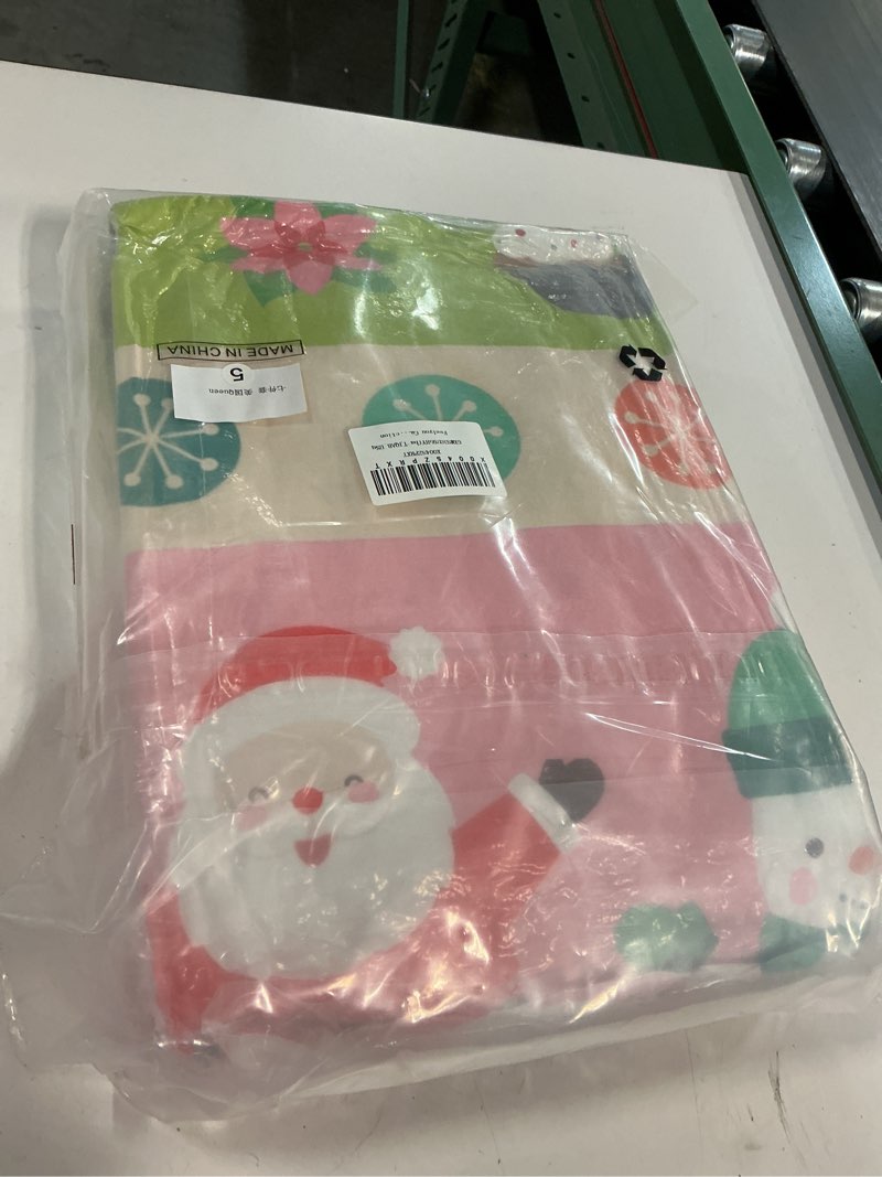 Condition photo showing New/Like New for Feelyou Cartoon Christmas 7 Piece Bedding Set, for Kids Boys Girls Santa Claus Snowman Comforter Cover Pink Xmas Theme Duvet Bedroom Decor Tree Bedspread Queen Size Collection Green Red Pink Queen