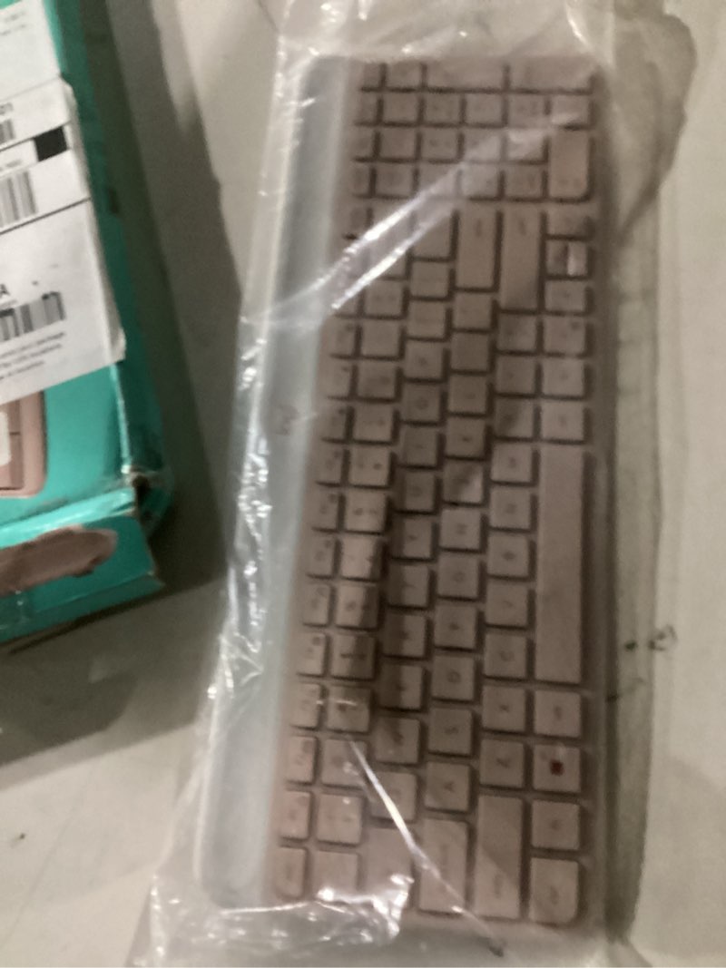 Condition photo showing New/Like New for logitech mk270 wireless keyboard and mouse combo for windows, 2.4 ghz, 8 multimedia keys, pc, laptop, wireless keyboard compact mouse combo - rose