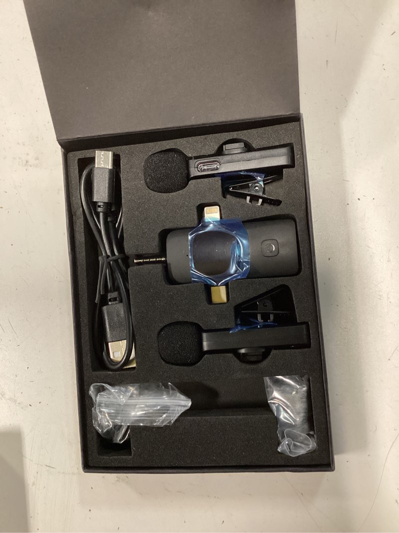 Condition photo showing New/Like New for pqrqp 3 in 1 professional wireless lavalier microphone for iphone/android/camera, wireless microphones, mini microphone, crystal clear sound quality for recording, live streaming, clips-elegant black