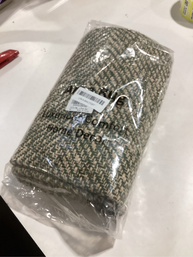 Condition photo showing New/Like New for Collive Washable Runner Rugs for Hallways, 2' x 5' Natural/Green Entryway Runner Rug Soft Hand-Woven Contemporary Modern Laundry Room Indoor Carpet for Bathroom Bedroom Kitchen Front Door Natural/Green 2' X 5'(Rectangular)