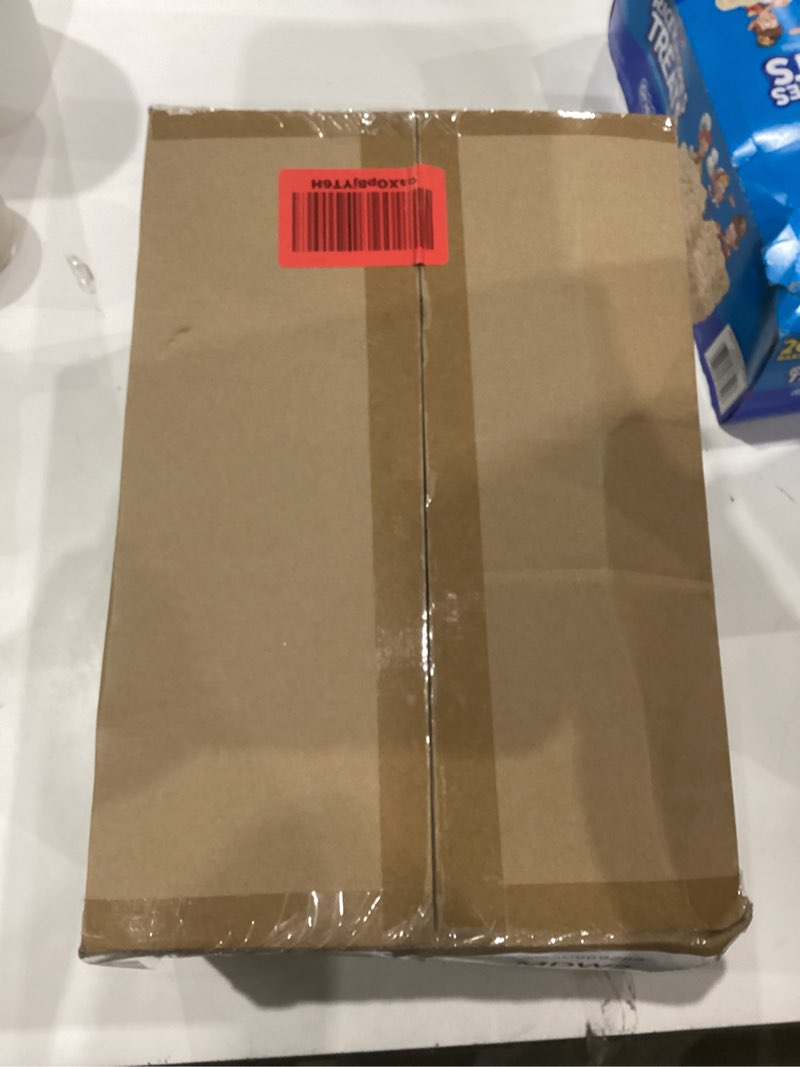Condition photo showing New/Like New for Charmount 100Pcs 12 Oz Christmas Disposable Paper Coffee Cups with Lids, To Go Coffee Cups for Hot Chocolate, Cocoa, Hot Tea, Drinks and Christmas Party and Coffee Bars Decoration Supplies 12oz-Christmas