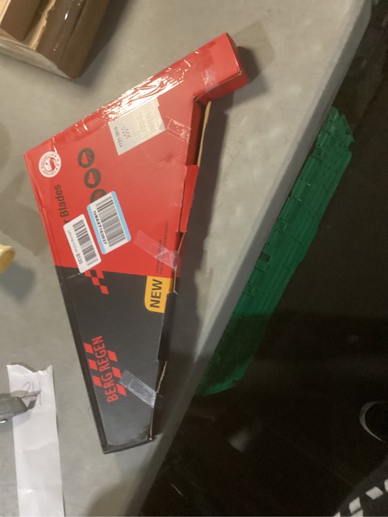 Condition photo showing Good Condition for motium oem quality premium all-season windshield wiper blades (26"+18" pair for front windshield)