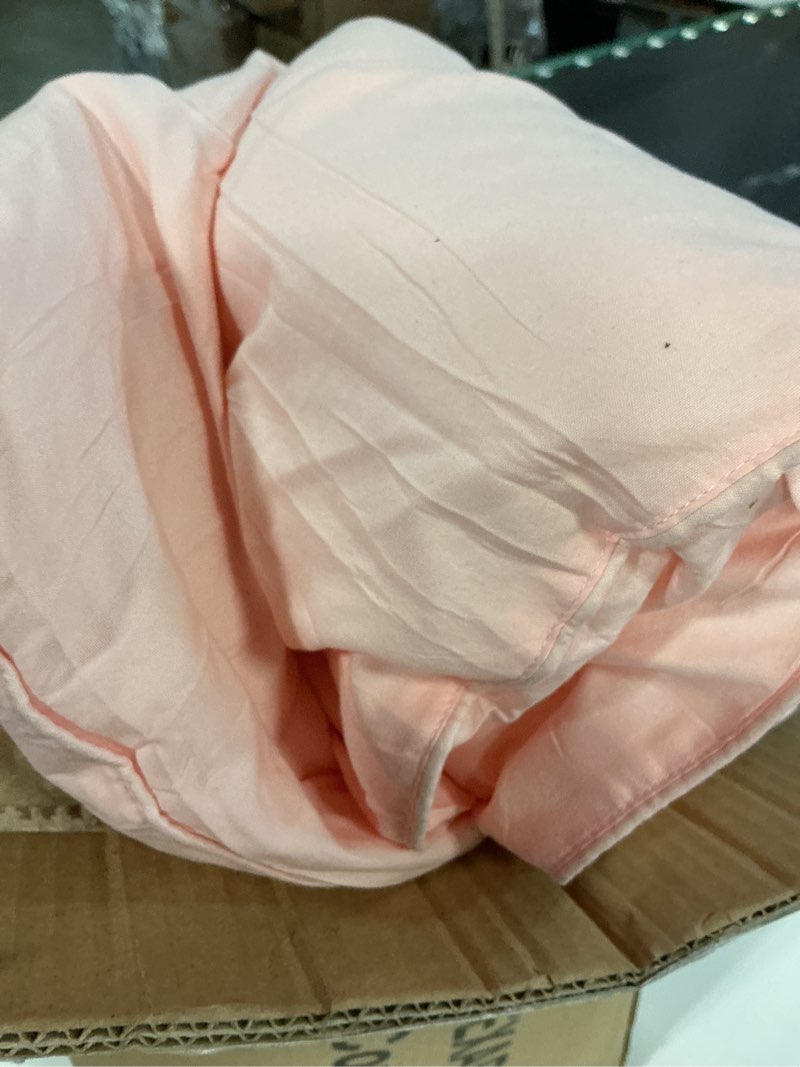 Condition photo showing Good Condition for texartist premium 2100 series king comforter all season breathable pink comforter soft 4d spiral fiber quilted down alternative duvet insert with corner tabs luxury hotel style (90"x102") king comforter pink comforter