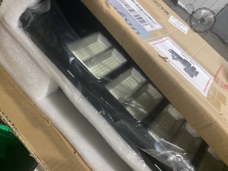 Condition photo showing Good Condition for loyoele 9000w solar street lights outdoor 240000 lumens solar flood light with remote control & motion sensor, waterproof ip66 dusk to dawn solar power lights for garden,yard, path, parking lot 2-pack 9500 2