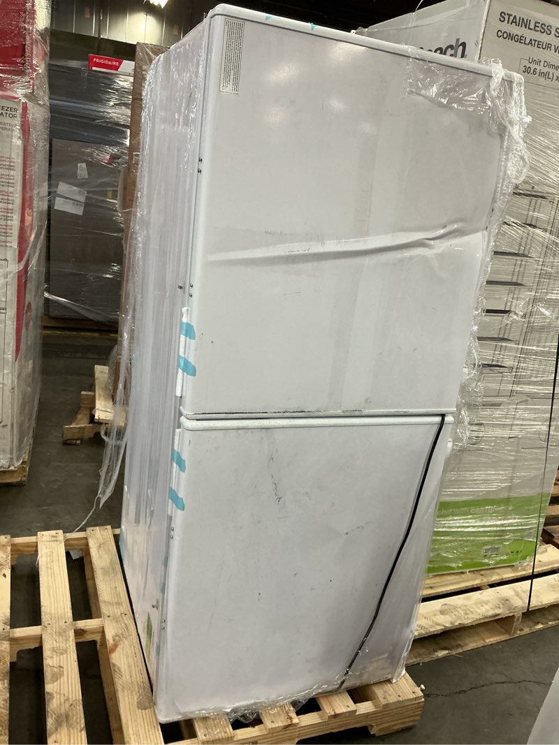 Condition photo showing As Is for 17 CU FT CHEST FREEZER | Hamilton beach