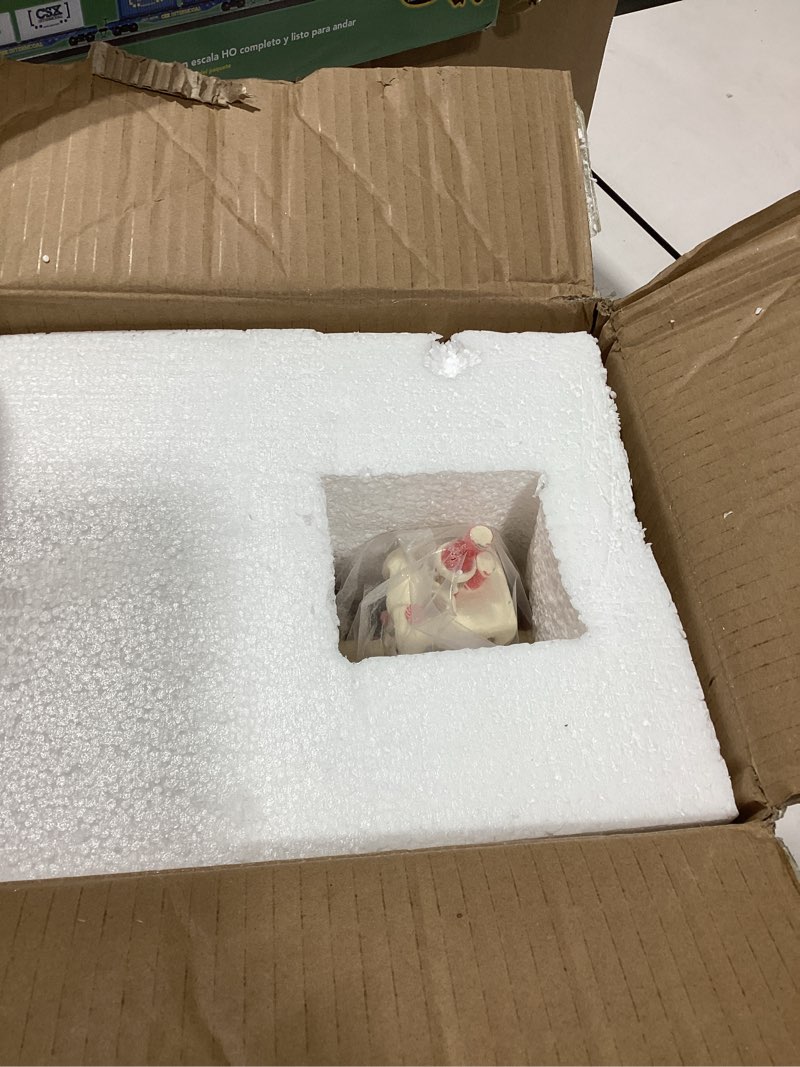 Condition photo showing New/Like New for Kurt Adler 12-Inch Lighted Christmas Gingerbread House