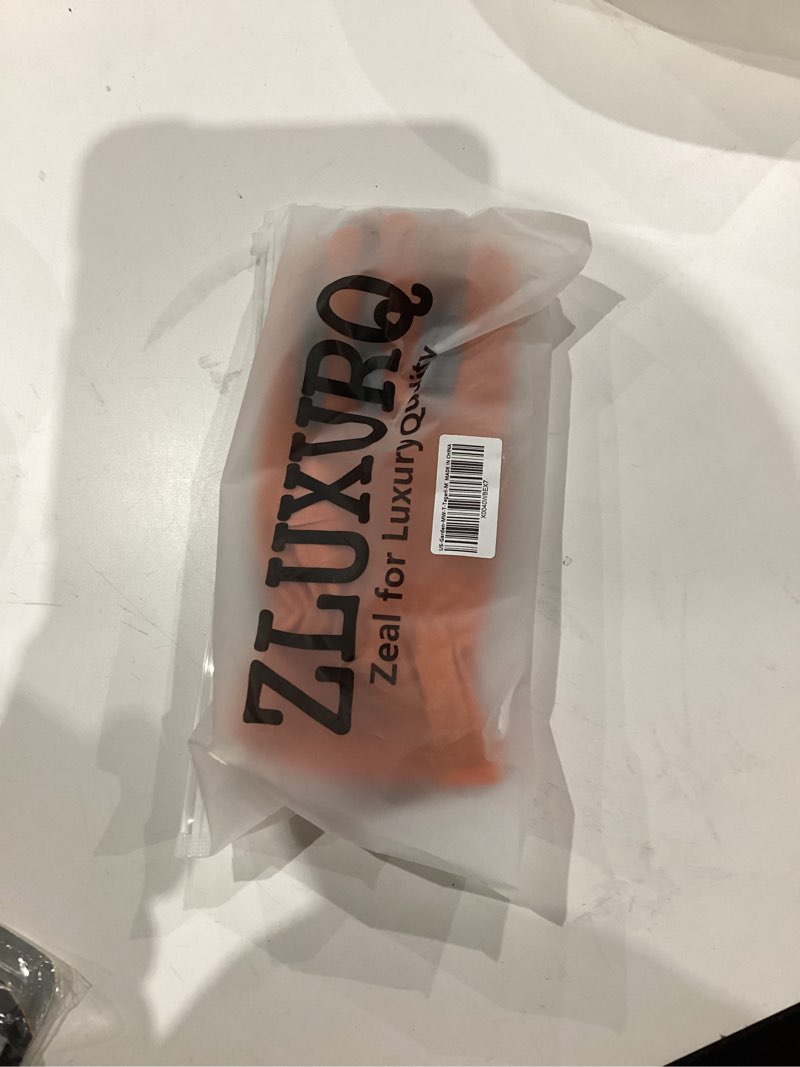Condition photo showing New/Like New for ZLUXURQ Gardening Gloves for Women and Men, Work Gloves for Yard Work Medium-8.62'' Tangerine(touchscreen)