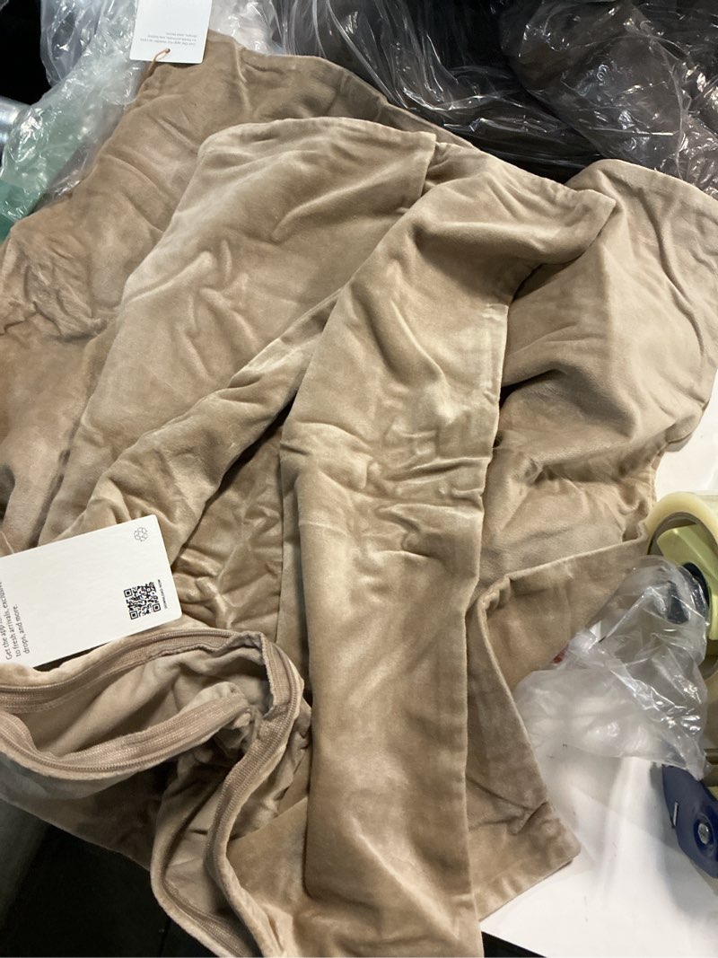 Condition photo showing Good Condition for classic cotton velvet pillow cover (set of 2), 20x20, taupe