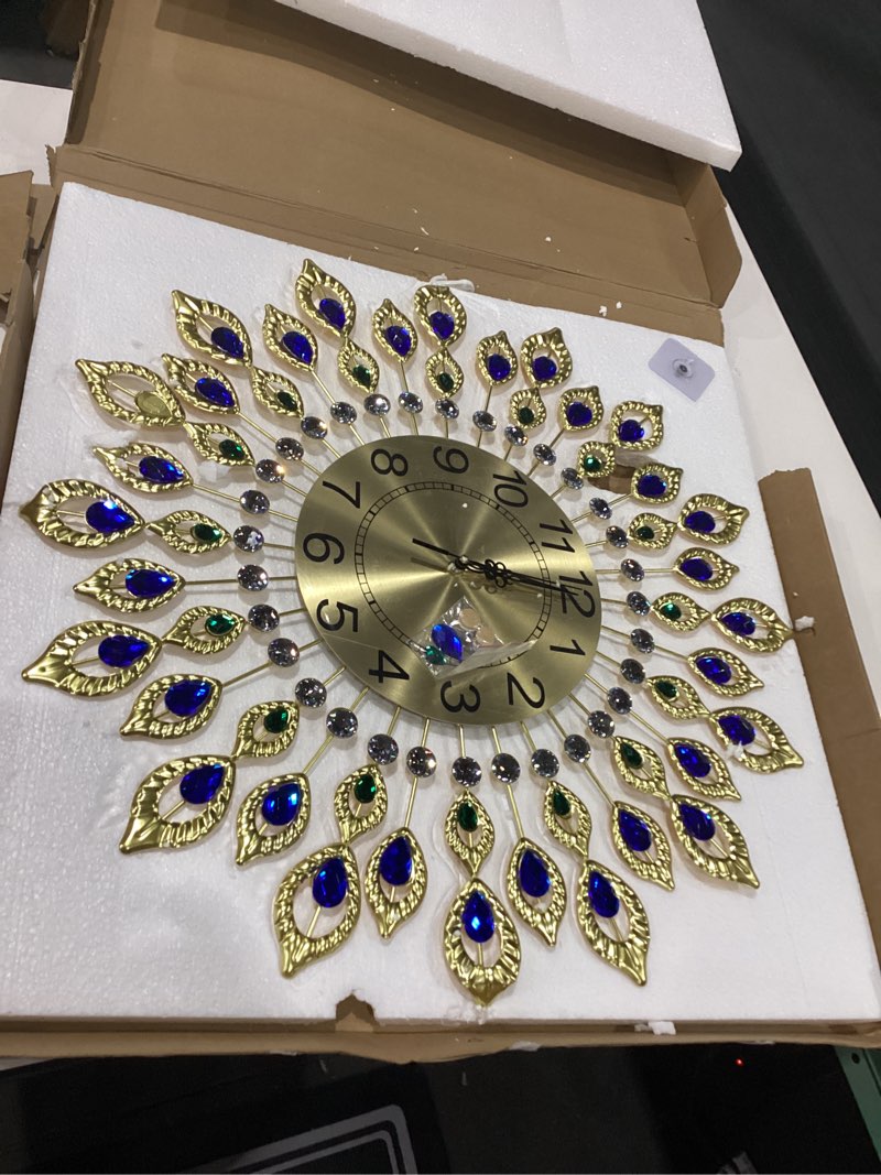 Condition photo showing Good Condition for 24.0 Inch Gold Large Wall Clocks for Living Room Decor,Elegant 3D Modern Wall Clock with Dial Arabic Numberals Non-Ticking Silent Big Wall Clocks,Diamond Round Home Decoration Kitchen Clocks Gold 24.0 Inch