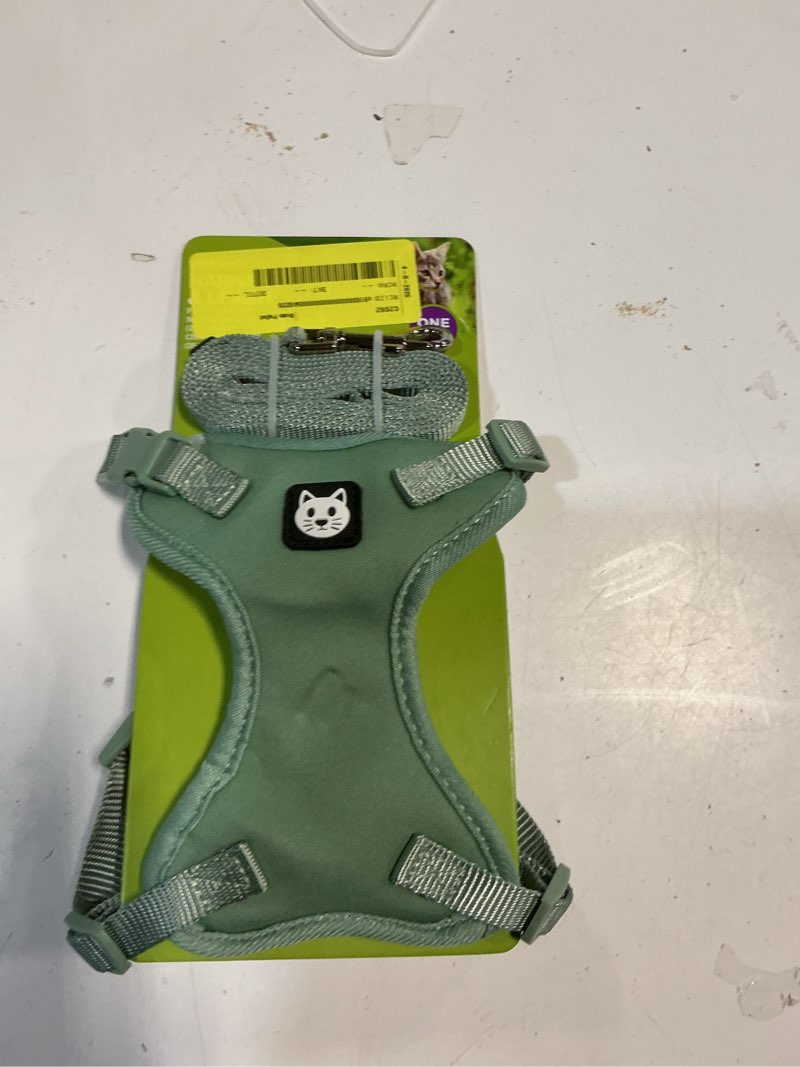 Condition photo showing New/Like New for vibrant life mesh cat harness & leash set, sage, one size fits most
