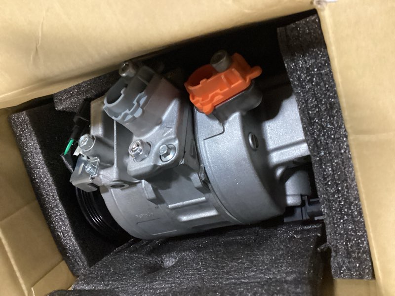 Condition photo showing Good Condition for a/c compressor ac air conditioning compressor for ford explorer/ford special service police sedan/ford taurus/lincoln mkt 2012 2013 2014 2015 2016 2017 2018 2019 2.0l/ 2.3l