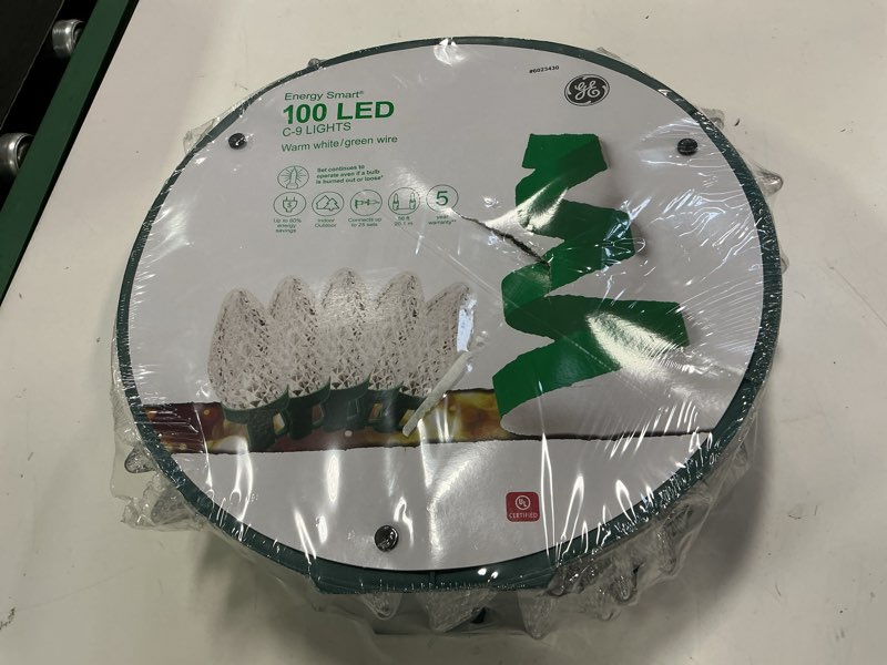 Condition photo showing As Is for GE Energy Smart 100 LED C-9 Lights Multi Color with Green Wire 66-FT