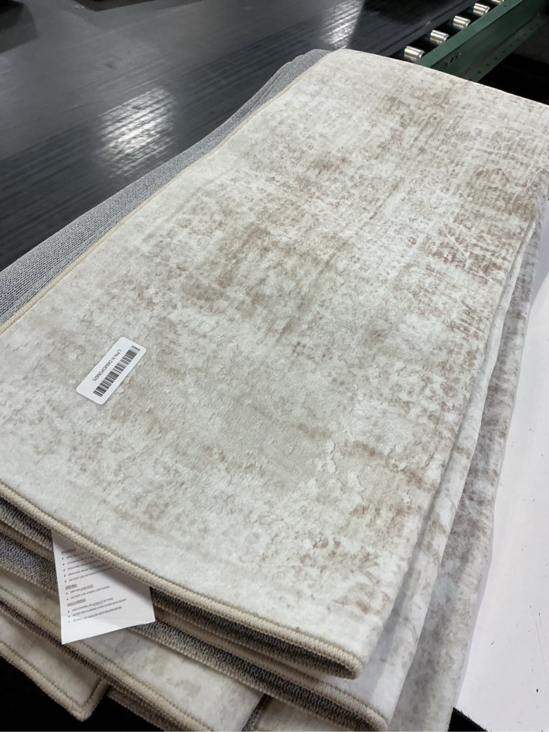 Condition photo showing Good Condition for area rug 6x9 vintage rug: washable living room rugs retro medallion distressed large rugs soft low pile non-slip indoor floor carpet for bedroom kitchen nursery dining table office (beige, 6'x9') beige 6' x 9' (rectangular)