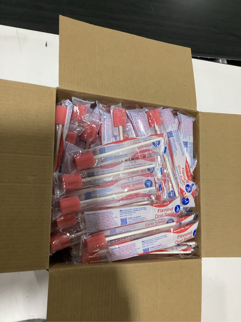 Condition photo showing New/Like New for dynarex dentifrice-flavored swabsticks, pleasant tasting cotton swabs that gently soothe and refresh dry mouth, individually wrapped, 1 box of 250