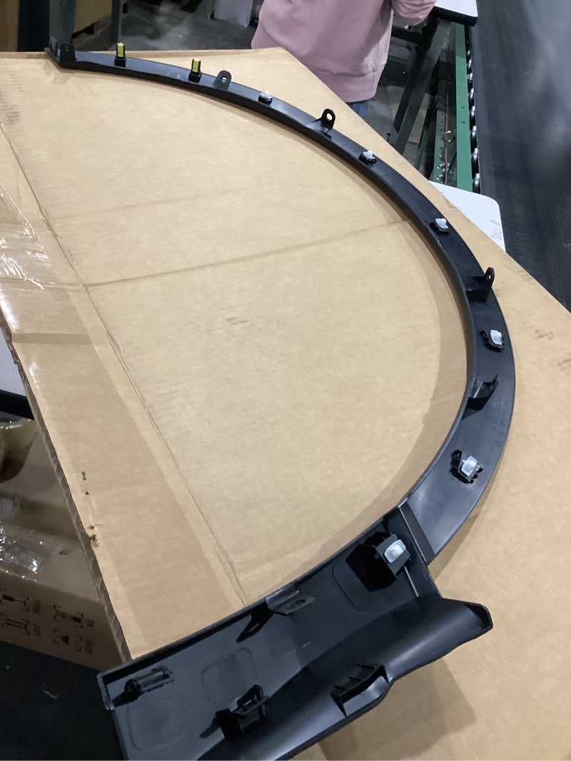 Condition photo showing As Is for Sherman Replacement Part Compatible with HONDA CR-V Passenger Side Front wheel opening molding (Partslink Number HO1291108)