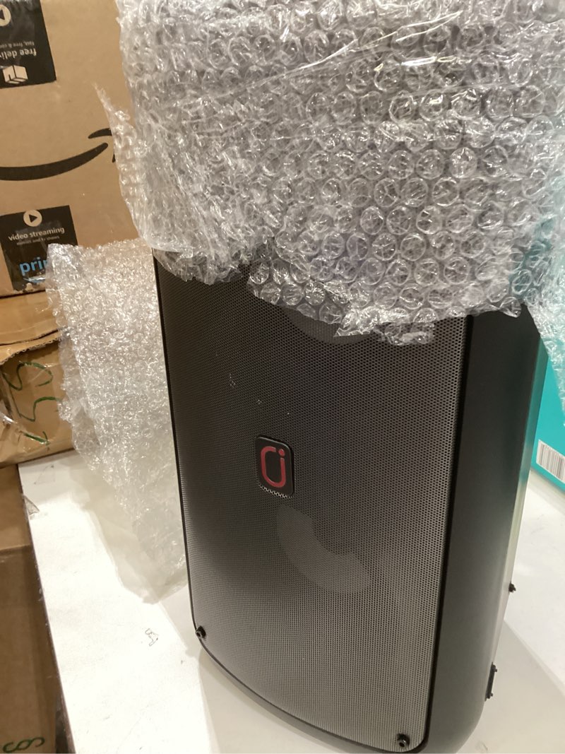 Portable bluetooth speaker