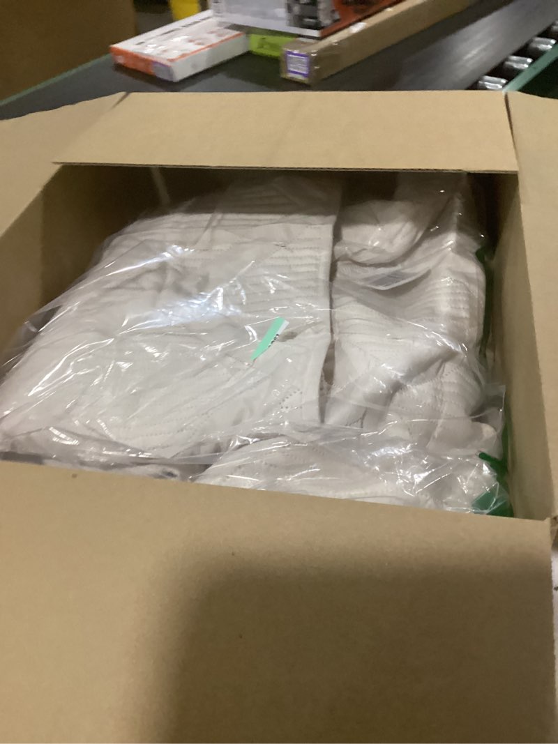 Condition photo showing Good Condition for Exclusivo Mezcla King Quilt Set- Brich Beige Quilts Bedding Set with 2 Pillow Shams, Modern King Bedspread with Striped Pattern, Soft Lightweight Bedspreads Coverlets for All Seasons Brich Beige King (104"x96")