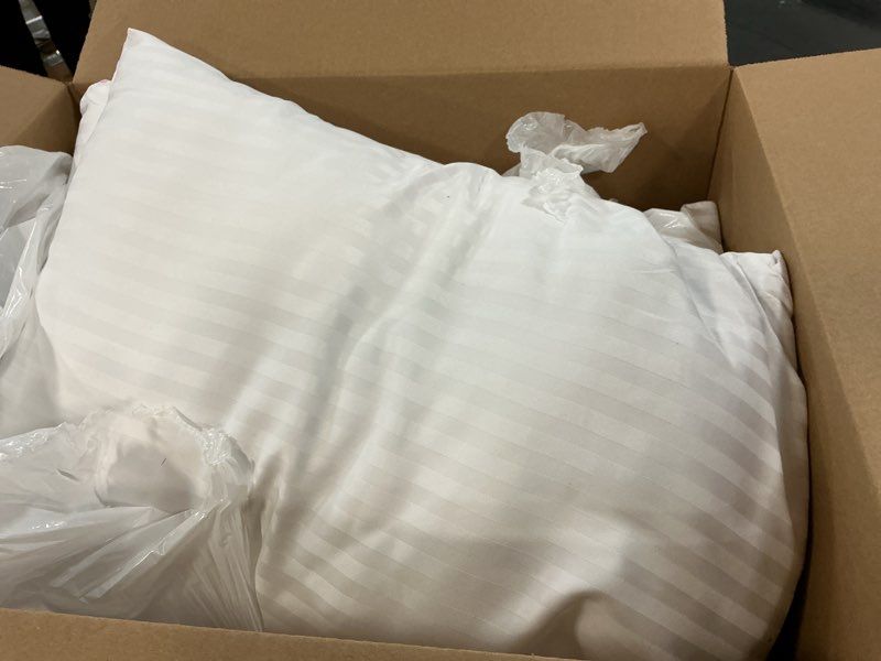 Condition photo showing Good Condition for EIUE Hotel Collection Bed Pillows for Sleeping 2 Pack Standard Size?Pillows for Side and Back Sleepers,Super Soft Down Alternative Microfiber Filled Pillows,20 x 26 Inches White Standard (2Pack)