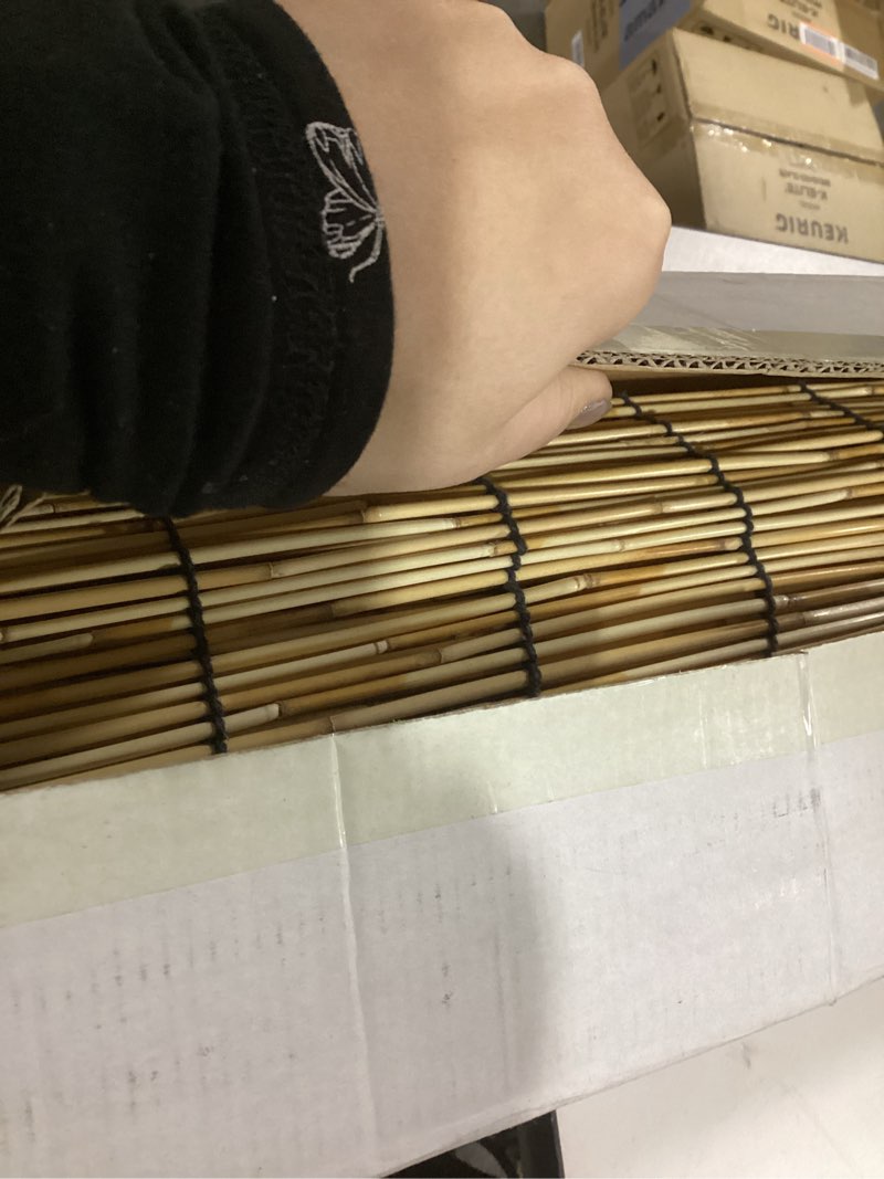 Condition photo showing Good Condition for Brown 4FT X 16.4FT Reed Fencing Roll, Balcony Privacy Reed Shade Bamboo Fencing Garden Fence Border, Wind Block Sunshade Fence Screen for Outdoor Yard Patio Flower Bed Edge 4 X 16.4FT 4 X 16.4FT Brown