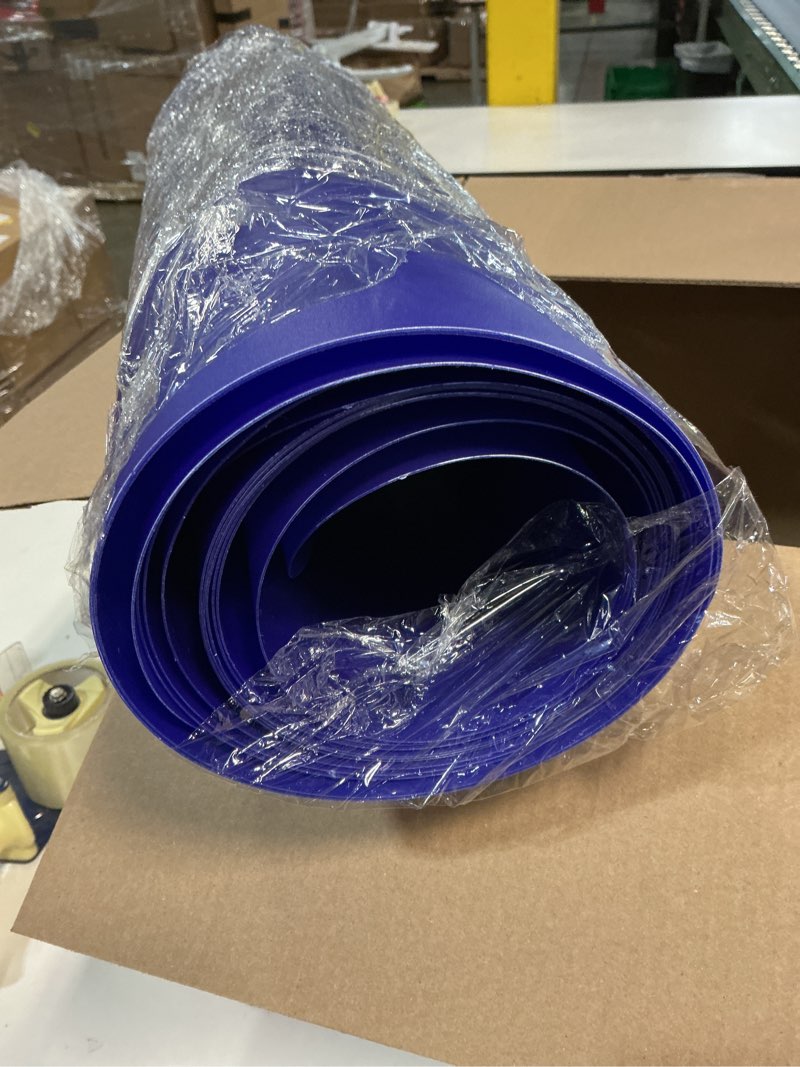 Condition photo showing Good Condition for Leyndo 4 Pack 54" Snow Sled Mat Flying Carpet Plastic Snowboard Sled Winter Lightweight Roll up Sledding Equipment Portable High Speed