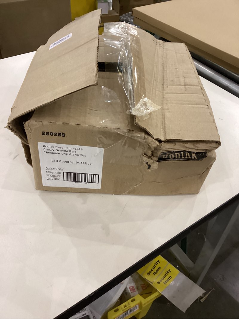 Condition photo showing Good Condition for 12pk of kodiak chocolate chip granola bars
