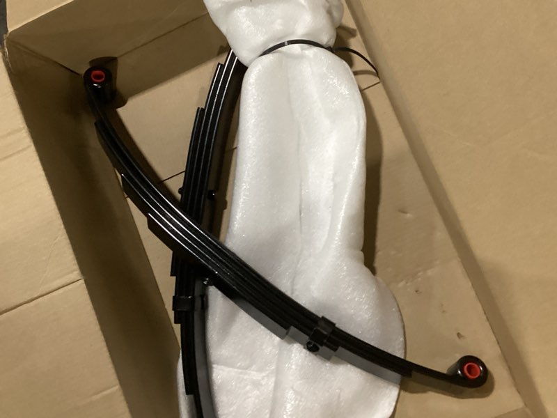Condition photo showing Good Condition for trailer leaf spring 4 leaf double eye 2500 lbs cap for 5000 lbs axle suspension 25-1/4" length fits for sw4 - set 2