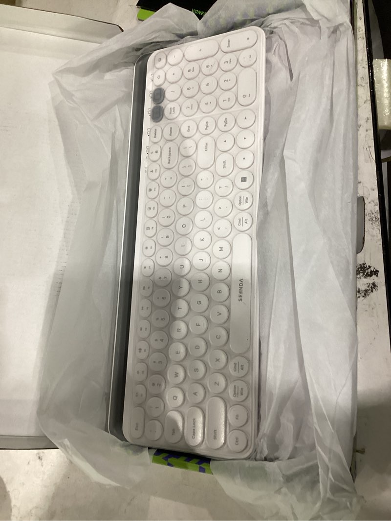 Condition photo showing Good Condition for seenda bluetooth keyboard and mouse for ipad, ctu-301 wireless multi-device connection bluetooth+2.4g keyboard mouse combo with tablet holder for ipad/macbook/windows, ios/andriod/phone, white pearl white