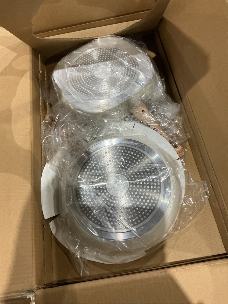 Condition photo showing Good Condition for 24 pcs pots and pans set, non stick ceramic cookware set with 3 stockpots, healthy non-toxic, large capacity, induction compatible, pfas/ptfe/pfoa free, cream white