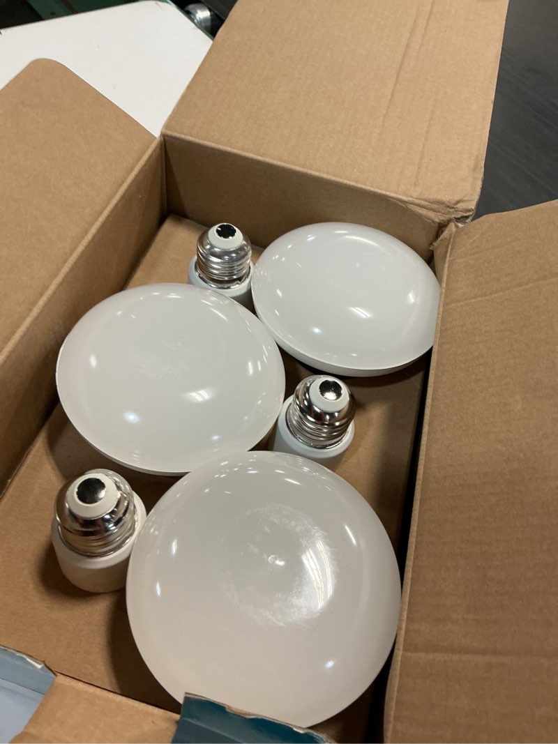 Condition photo showing New/Like New for ecosmart daylight led br30 dimmable flood bulb, 65w replacement, 9 watt, 685 lumens - 5000k - indoor/outdoor rated (6-pack)