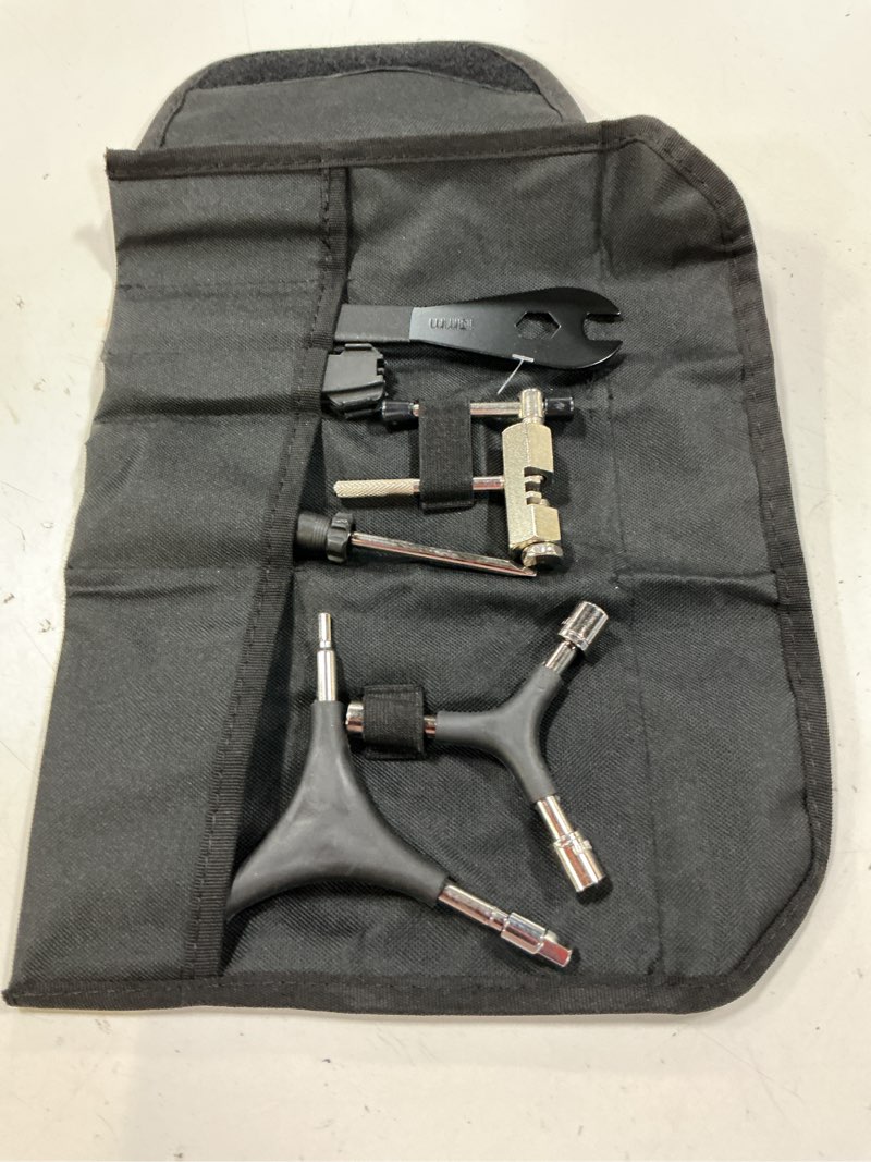 Condition photo showing Good Condition for blackburn home repair bike tool kit