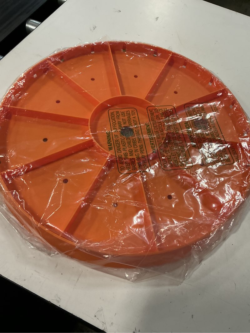 Condition photo showing Good Condition for bloem, t6327, ups-a-daisy round planter insert, planters, 17", orange