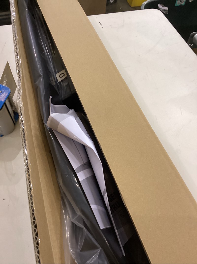 Condition photo showing Good Condition for Black partition