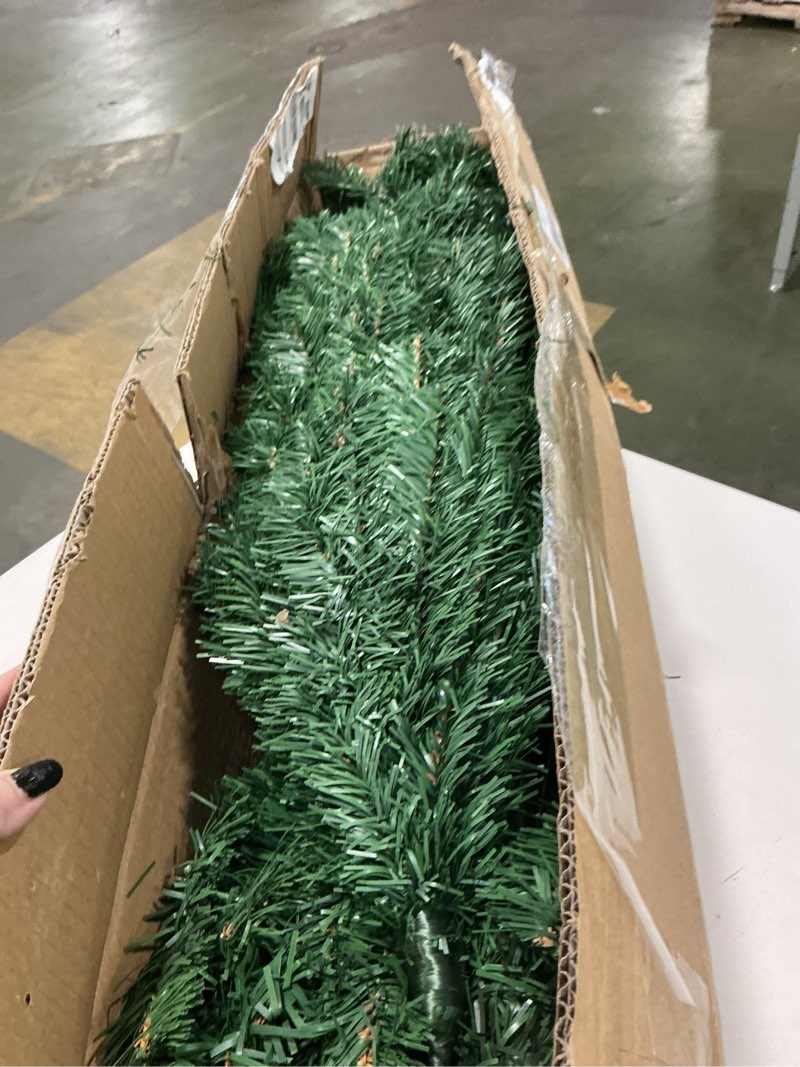 Condition photo showing Good Condition for Sunnyglade 6 FT Premium Artificial Christmas Tree 1000 Tips Easy to Assemble with Christmas Tree Stand (6ft) Green 6ft