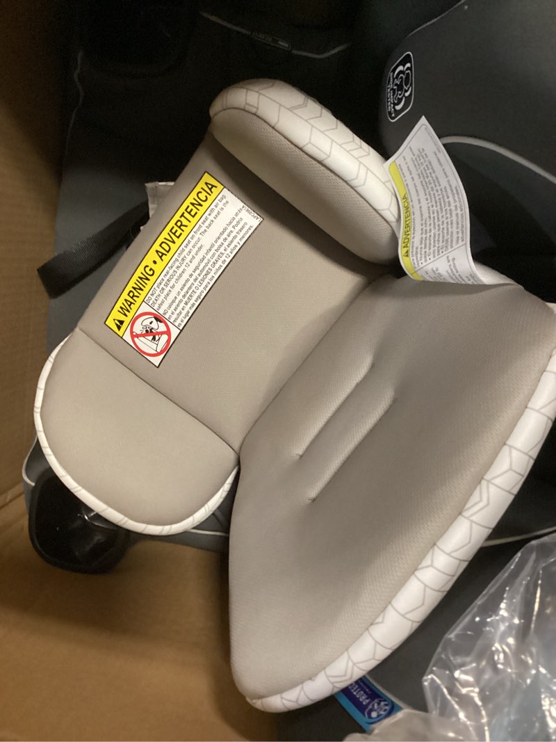 Condition photo showing As Is for graco extend2fit convertible baby car seat, rear and forward facing, adjustable extension panel for extra legroom, redmond 2-in-1 redmond 2.0